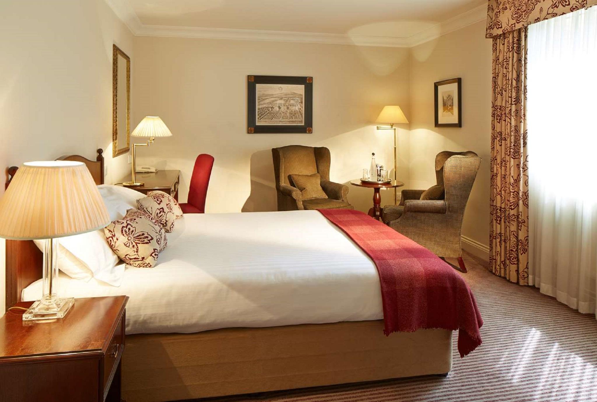 Macdonald Frimley Hall Hotel & Spa Кэмберлей Экстерьер фото