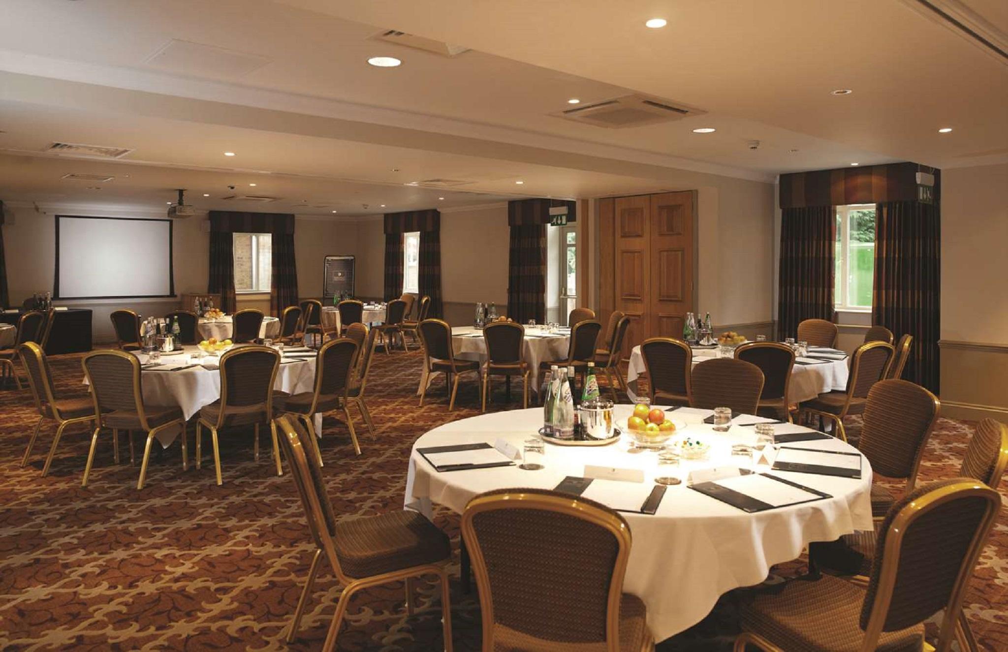 Macdonald Frimley Hall Hotel & Spa Кэмберлей Экстерьер фото