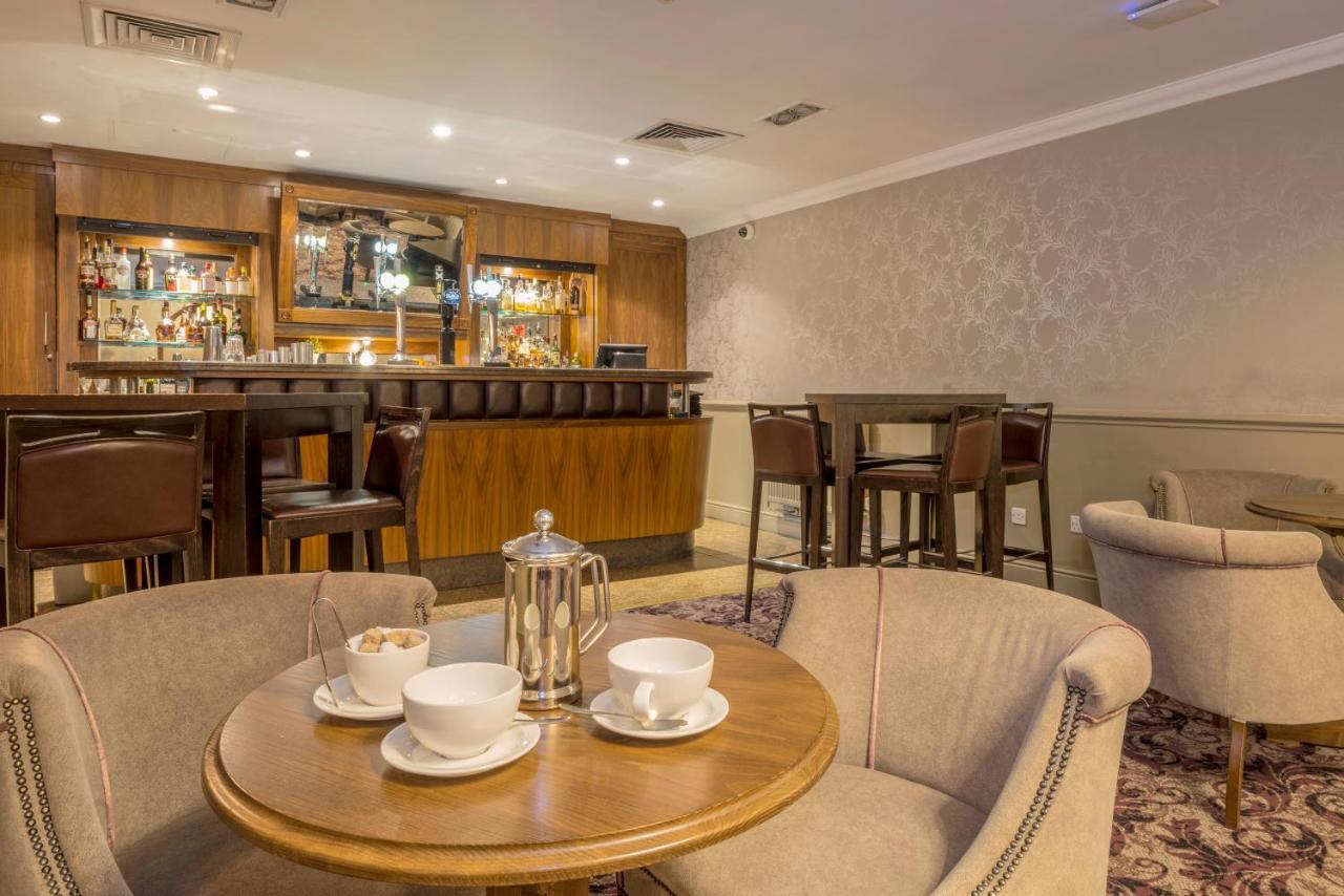 Macdonald Frimley Hall Hotel & Spa Кэмберлей Экстерьер фото